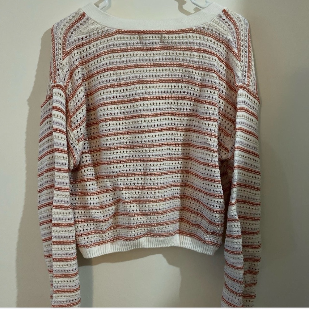 Crocheted button cardigan - Picture 2 of 3